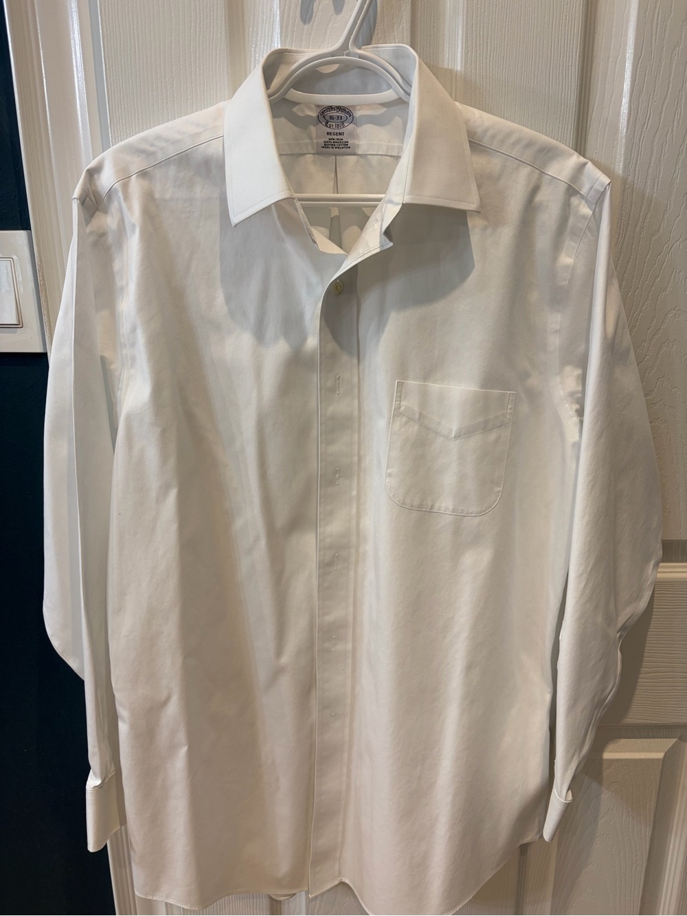 Brooks Brothers White Men's Dress Shirt with Chest Pocket